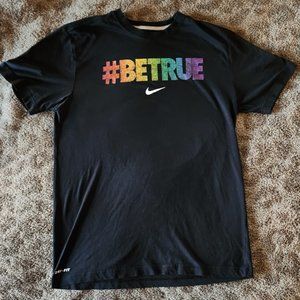 Nike BETRUE Pride Shirt Rainbow - Medium (RARE)